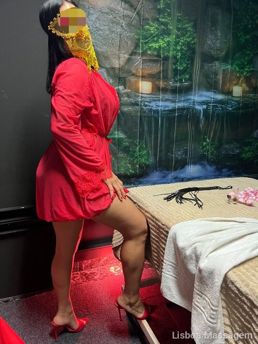 Photo 4 of Mônica Dias